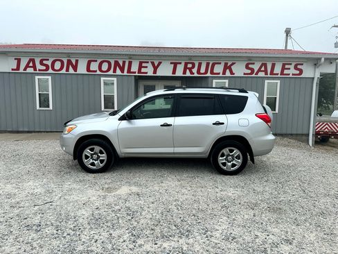 Used 2008 Toyota RAV4 4WD image 1
