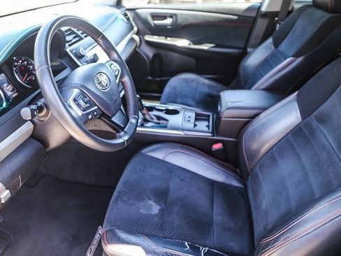 Used 2015 Toyota Camry XSE w/ Moonroof Package FWD image 20