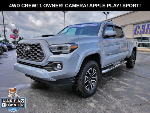 Used 2020 Toyota Tacoma TRD Sport AWD/4WD image 1