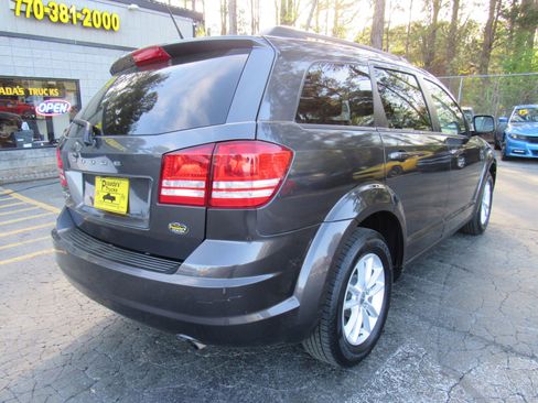 Used 2018 Dodge Journey SE w/ Popular Equipment Group image 6