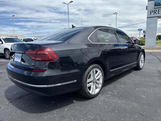Used 2017 Volkswagen Passat 1.8T SE FWD image 13