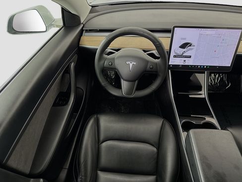 Used 2020 Tesla Model 3 Standard Range Plus RWD image 24