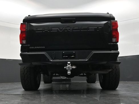 Used 2025 Chevrolet Colorado Z71 AWD/4WD image 23