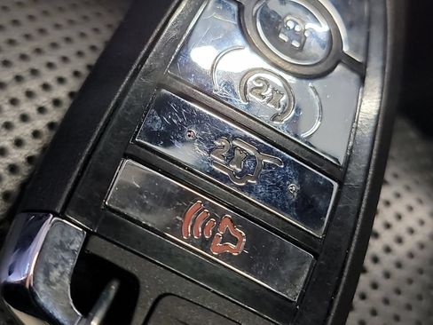 Used 2022 Lincoln Nautilus Reserve w/ Equipment Group 201A AWD/4WD image 32
