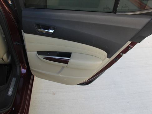 Used 2015 Acura TLX FWD image 28