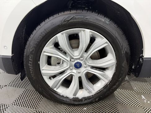 Used 2020 Ford Edge Titanium w/ Equipment Group 301A image 13