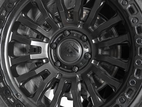 Used 2023 GMC Yukon Denali image 35