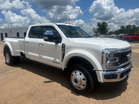 Used 2026 Ford F450 King Ranch w/ Chrome Package AWD/4WD image 5
