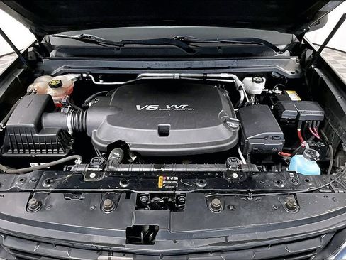 Used 2019 Chevrolet Colorado LT image 9