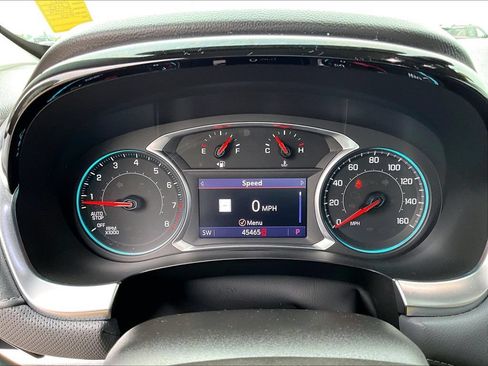 Used 2021 Chevrolet Traverse Premier AWD/4WD image 16