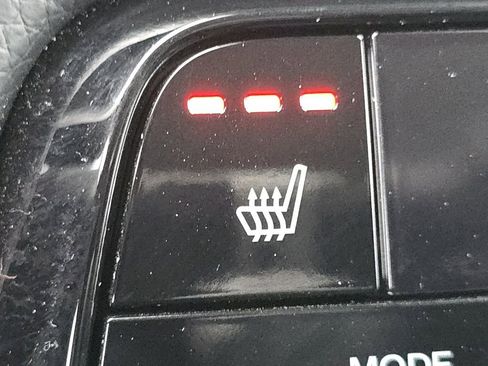 Used 2023 Honda Pilot EX-L image 4