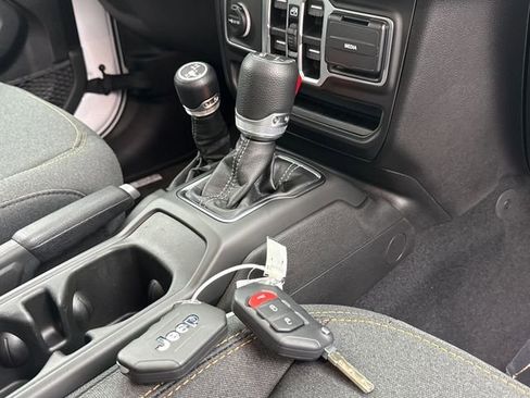 New 2026 Jeep Gladiator Sport image 26