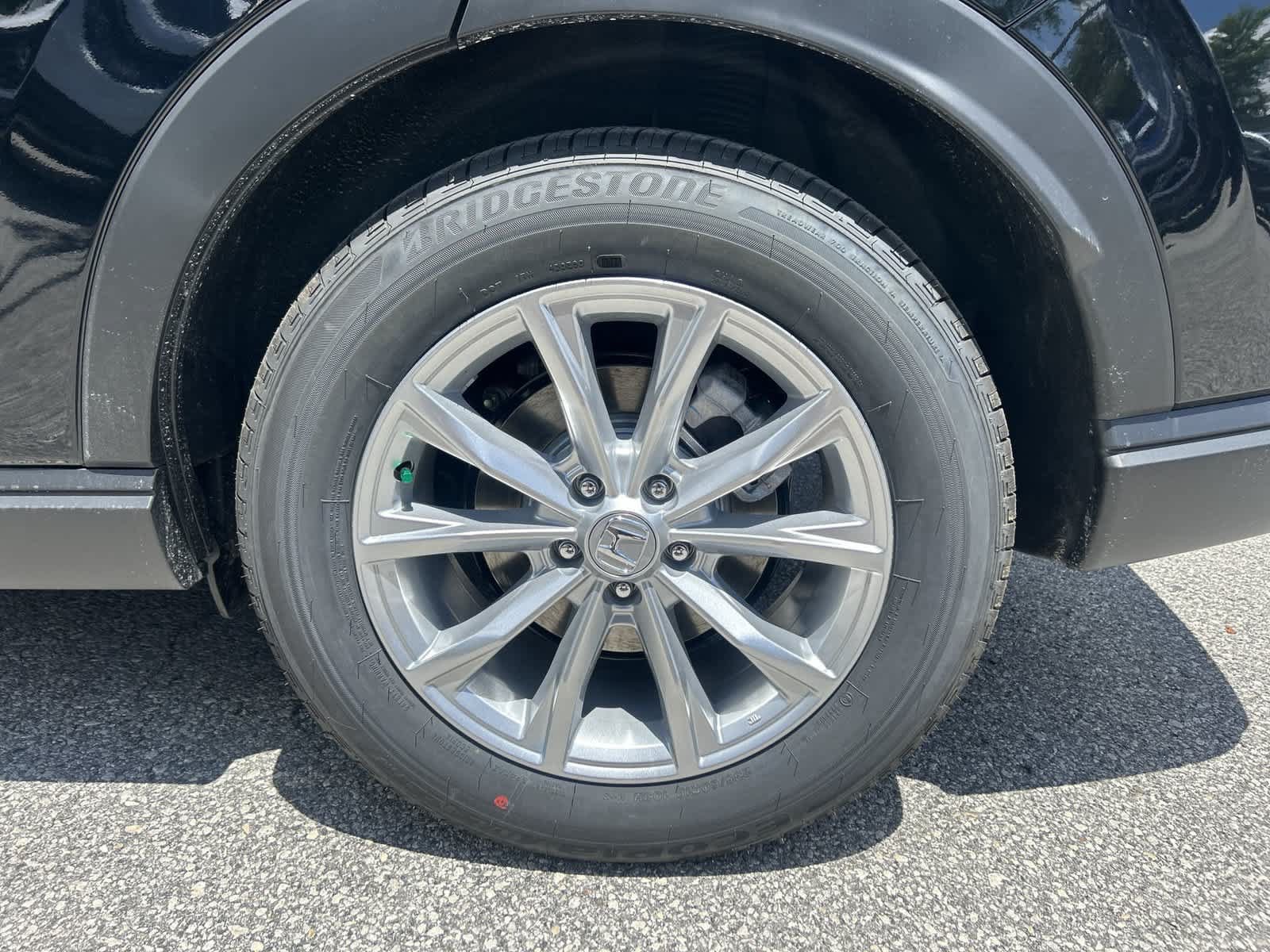 Used 2025 Honda CR-V EX image 12