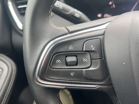 Used 2025 Buick Encore GX Preferred image 16