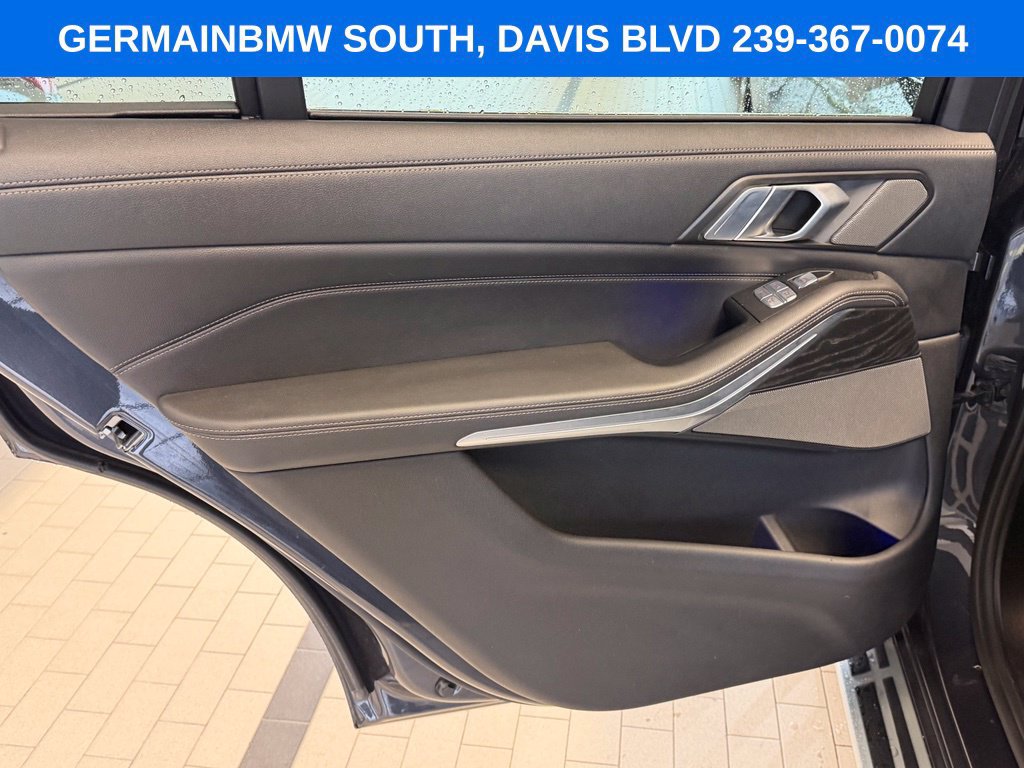 Used 2020 BMW X7 xDrive40i w/ Executive Package AWD/4WD image 13