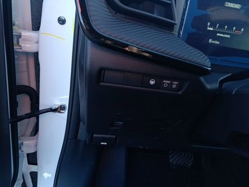 New 2026 Nissan Kicks SR w/ Illumination Package image 14