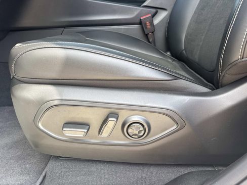 New 2026 Jeep Grand Cherokee Altitude image 17