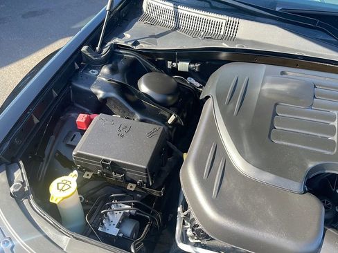 Used 2020 Chrysler 300 Touring L w/ Quick Order Package 2EF image 28