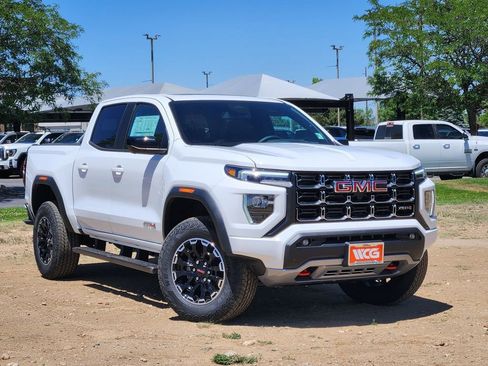 New 2026 GMC Canyon AT4 w/ Technology Plus Package AWD/4WD image 2