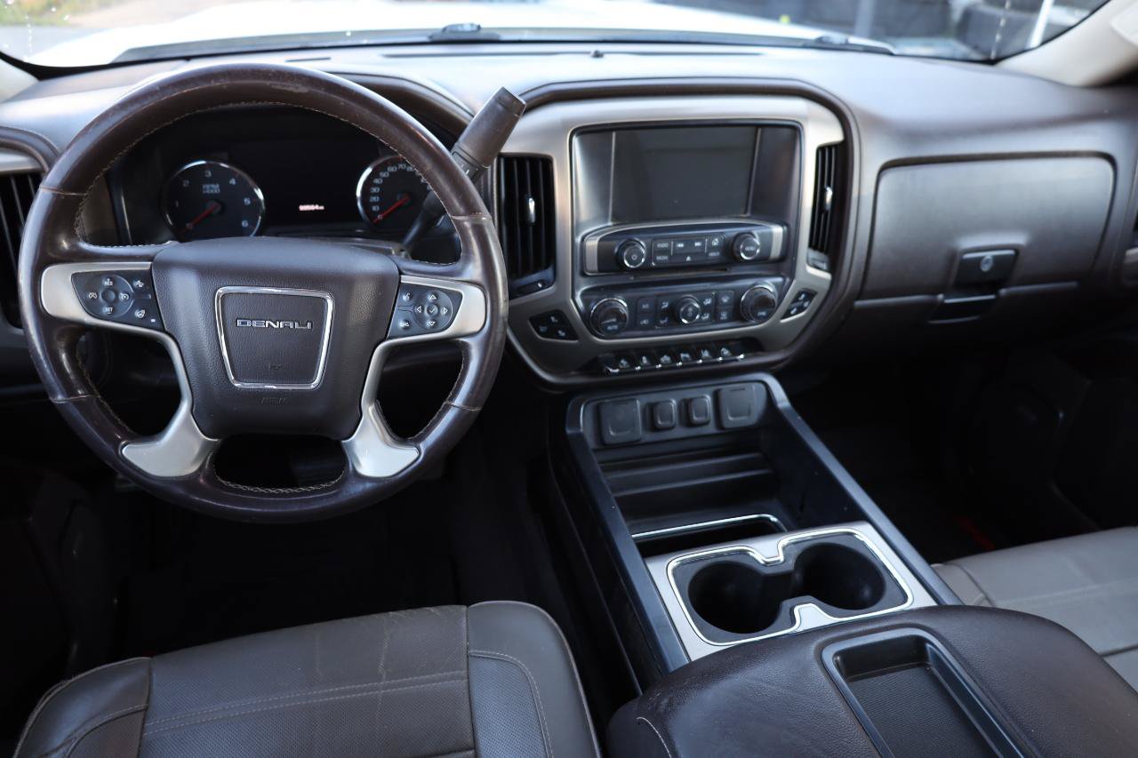 Used 2015 GMC Sierra 1500 Denali w/ Driver Alert Package AWD/4WD image 11