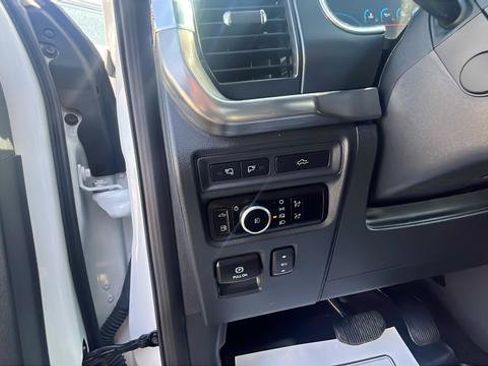 Used 2023 Ford F150 Lariat w/ Equipment Group 502A High AWD/4WD image 11