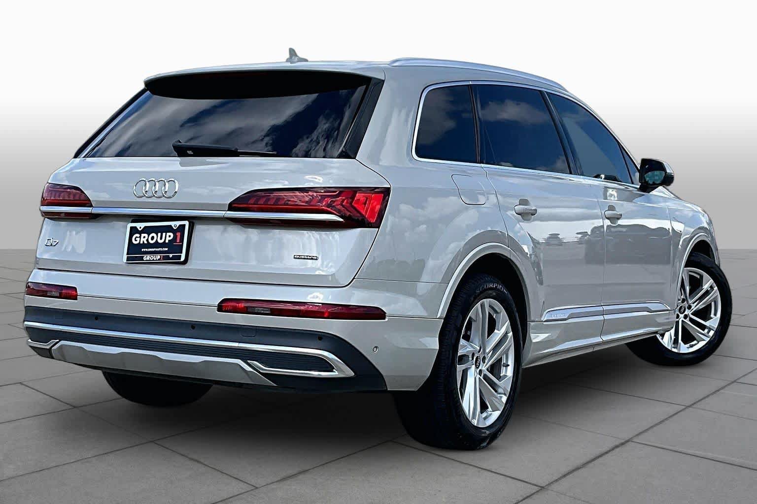 Used 2022 Audi Q7 3.0T Prestige AWD/4WD image 13