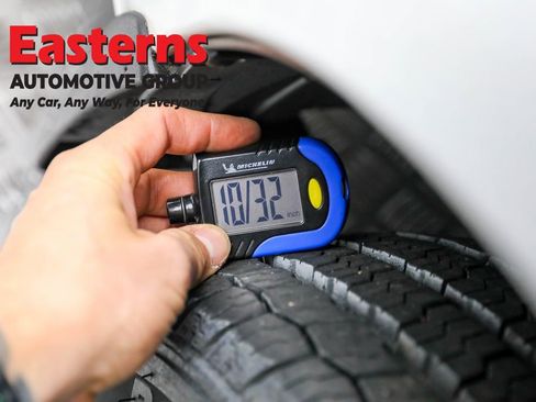 Used 2021 Nissan NV200 S image 27