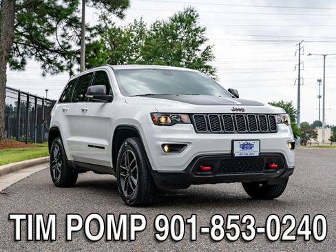 Used 2020 Jeep Grand Cherokee Trailhawk AWD/4WD image 3
