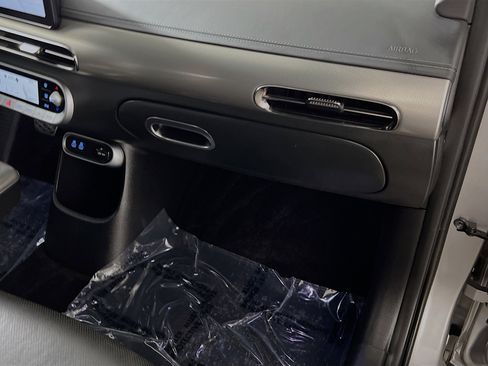 Used 2024 Genesis GV60 Performance image 35