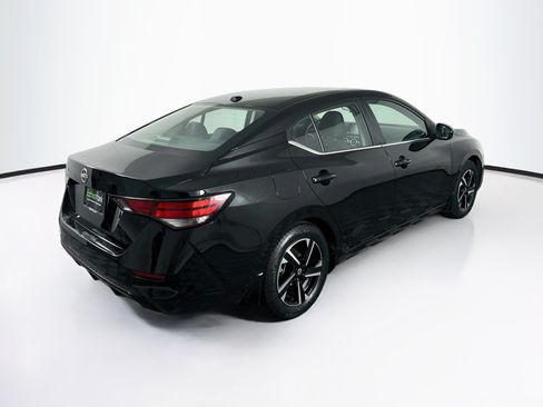 Used 2025 Nissan Sentra SV w/ All-Weather Package FWD image 9