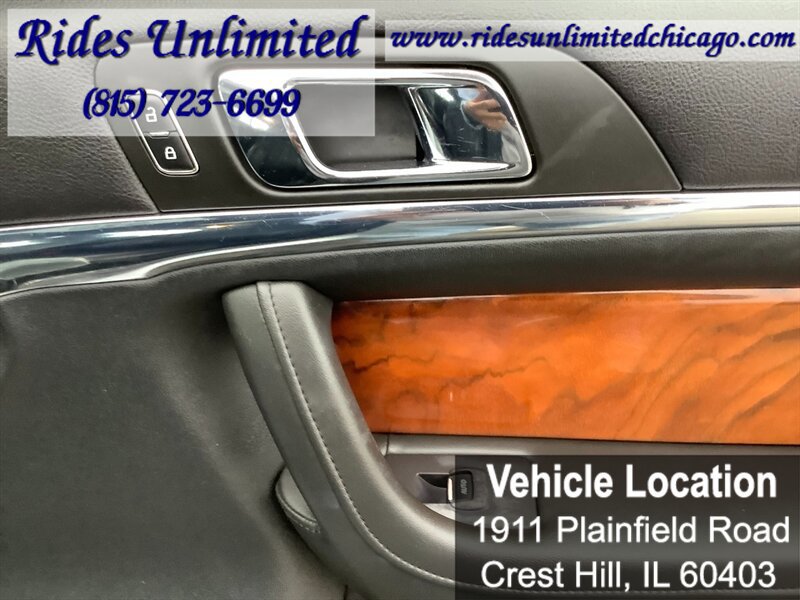 Used 2013 Lincoln MKS FWD image 34