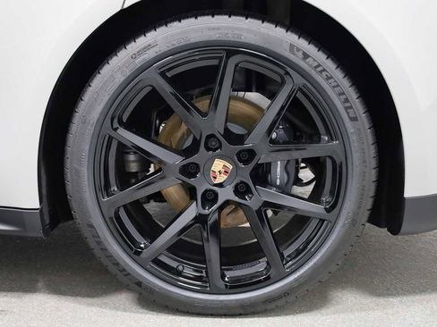 New 2026 Porsche Panamera image 37