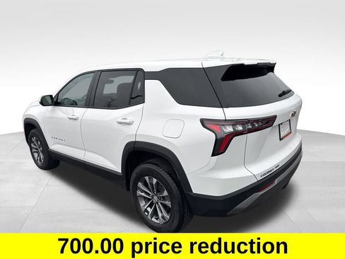 Used 2025 Chevrolet Equinox LT image 3