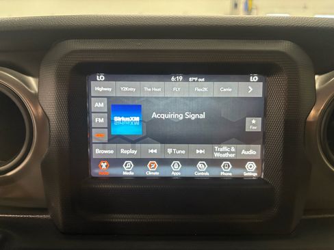 Used 2021 Jeep Wrangler Unlimited Willys image 8