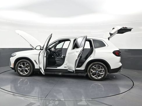 Used 2024 BMW X3 sDrive30i w/ Convenience Package w/ZPA RWD image 30