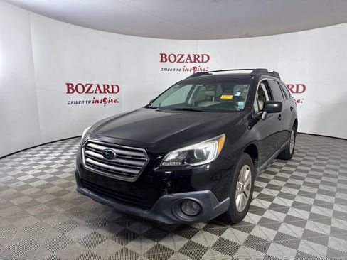 Used 2015 Subaru Outback 2.5i Premium image 4