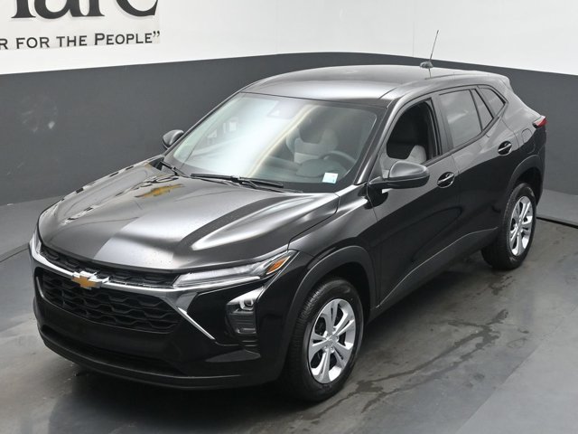 New 2026 Chevrolet Trax LS FWD image 23