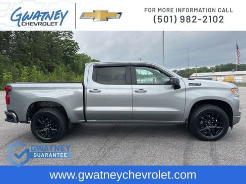 Used 2024 Chevrolet Silverado 1500 RST w/ Z71 Off-Road Package AWD/4WD image 4