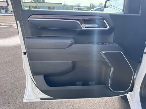 Used 2026 Chevrolet Silverado 1500 LT image 10