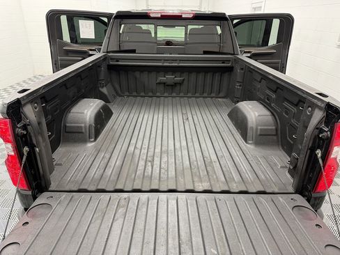 Used 2024 Chevrolet Silverado 1500 LT image 28