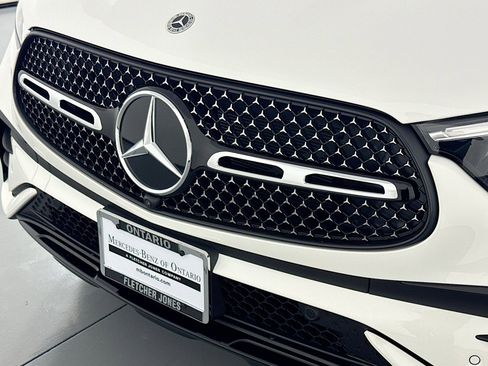 New 2026 Mercedes-Benz GLC 300 image 12