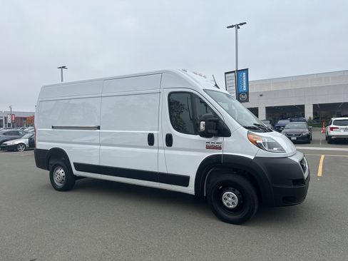 Used 2022 RAM ProMaster 2500 image 2