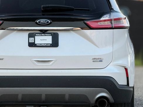 Used 2019 Ford Edge SEL w/ Equipment Group 201A AWD/4WD image 14