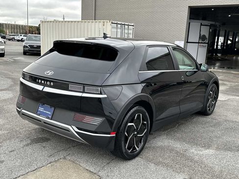Used 2023 Hyundai Ioniq 5 SEL image 8
