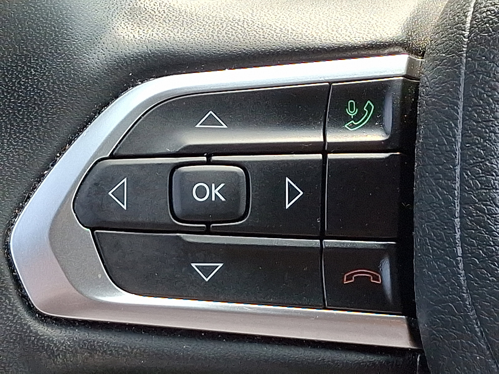 Certified 2023 Jeep Compass Limited AWD/4WD image 22