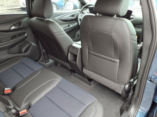 New 2026 Buick Envista Sport Touring FWD image 21