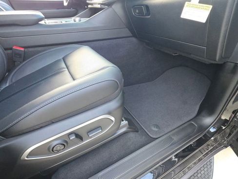 New 2026 Jeep Grand Wagoneer Limited AWD/4WD image 13