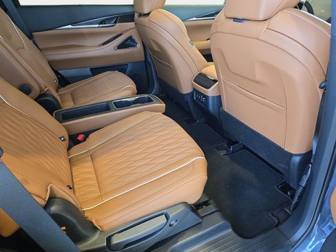 New 2026 INFINITI QX60 Autograph w/ Dark Cargo Package image 11