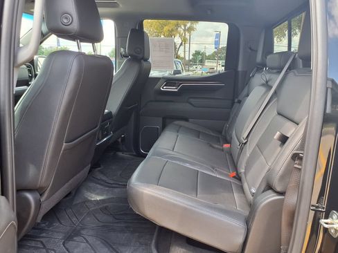 Used 2023 Chevrolet Silverado 1500 LTZ w/ LTZ Premium Package AWD/4WD image 14