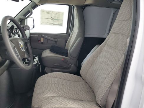 New 2026 Chevrolet Express 2500 image 14